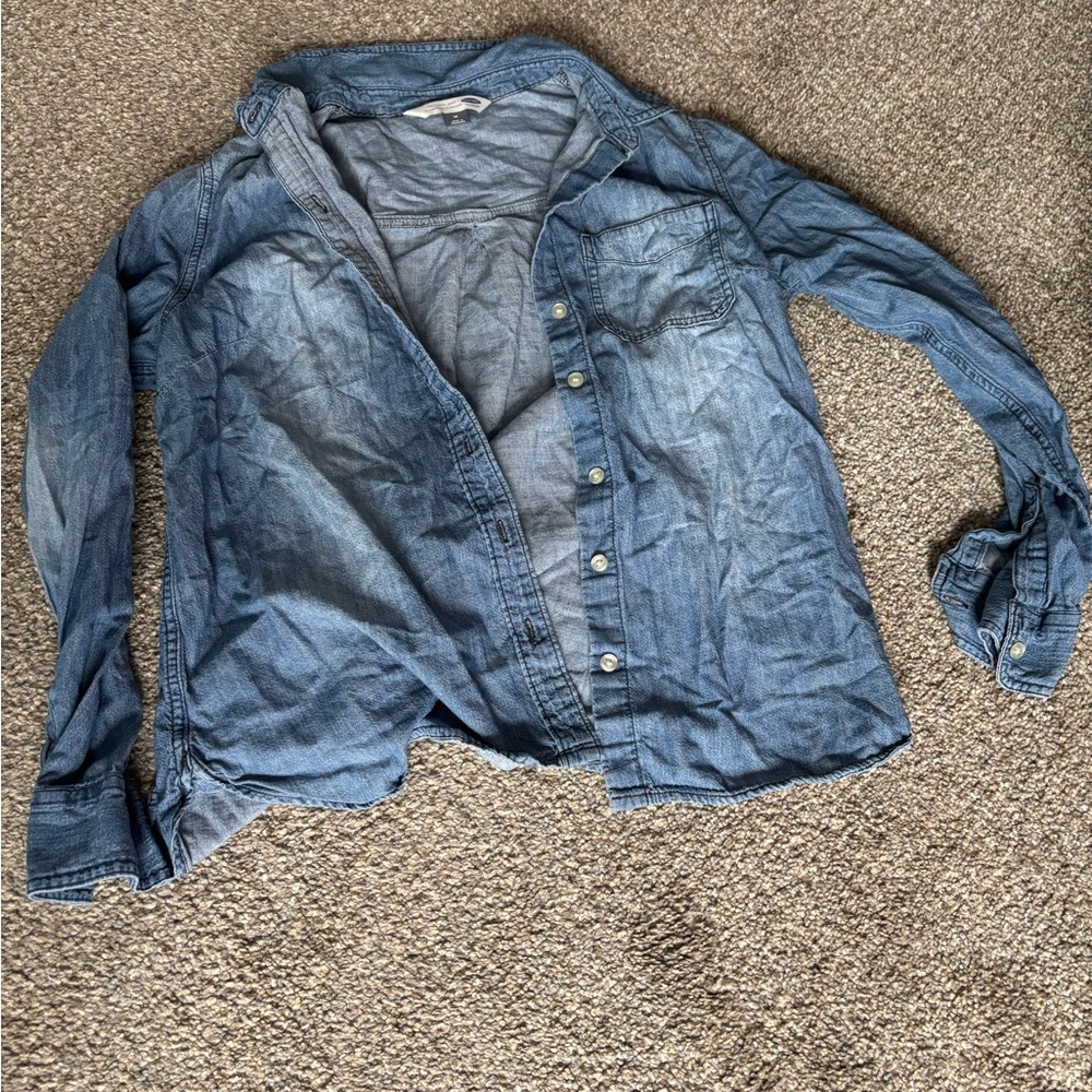 Casual Denim Button-Up Shirt